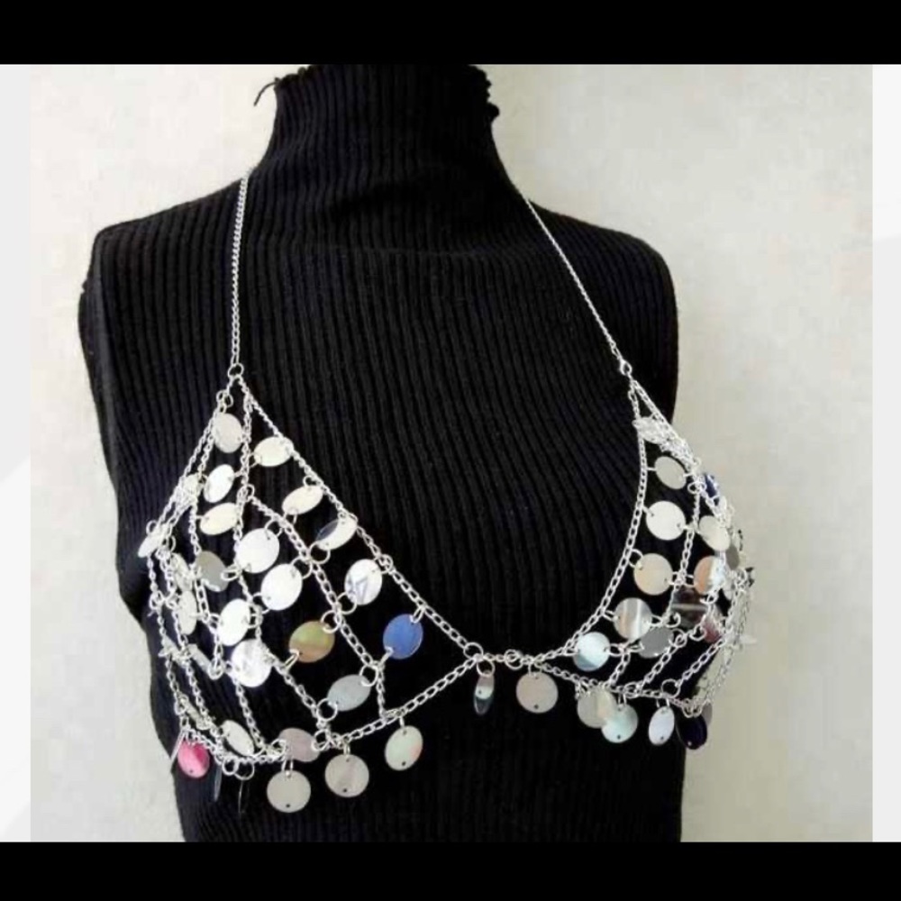 Silver chain bra 💎